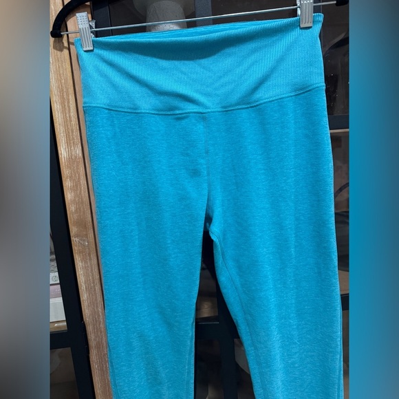 ALO Leggings Alosoft Lounge Bright Aqua Heather high waisted workout ribbed - Picture 3 of 10